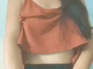 Cam4 Watch Live Sex Cams of romi183