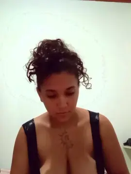 Cam4 Private Sex Chat of Scarlatta_hot