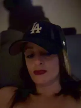 Cam4 Adult Video Chat of gomezd4