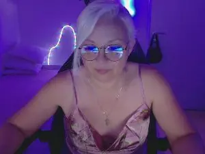 Cam4 Live Sex of LINSYKIM