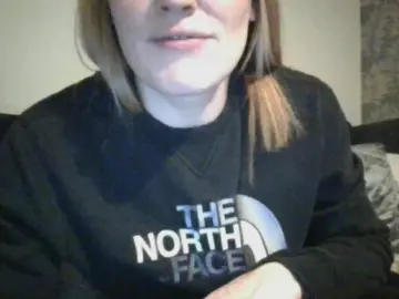 Cam4 Free Porn Cam of PeachPudding