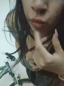 Cam4 Sex Cam of rocio221