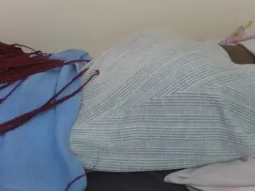 Cam4 Free Live Porn of Shania_lover