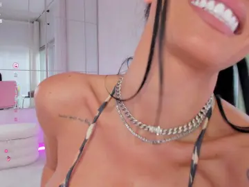 Cam4 Free Live Porn of Miss__Diamond