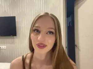 Cam4 Nude Webcam of AshleaGiardini