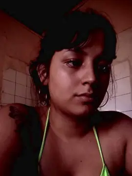 Cam4 Free Live Porn of La_chuni