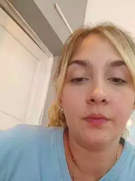 Cam4 Best Webcam of Ayutitaa