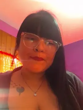 Cam4 Watch Live Sex Cams of yamila36
