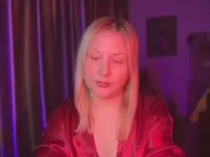 Cam4 Adult Video Chat of HollyHanter