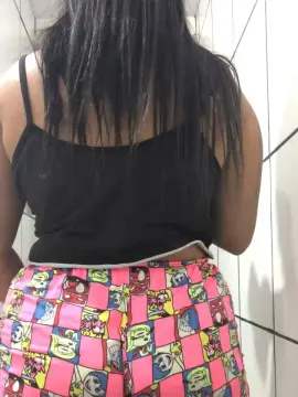 Cam4 Live Sex Cam of IsaFernandes