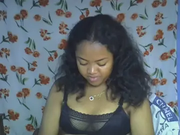 Cam4 Adult Video Chat of XxxxBell