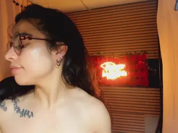 Cam4 Watch Live Sex Cams of rosse_25