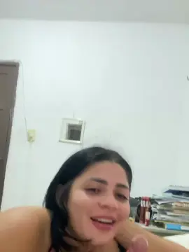 Cam4 Watch Live Sex Cams of BruninhahotX