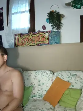 Cam4 Live Porn of lionscage