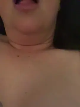 Cam4 Sex Cam of Axoxo80