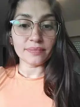 Cam4 Free Porn Cam of LolatuMiel