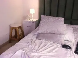 Cam4 Adult Video Chat of Cleopattra_