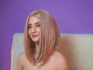 Cam4 Nude Webcam of SabrinaHope