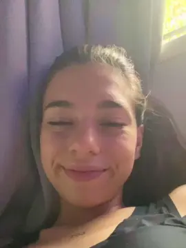 Cam4 Sex Cam of milagrossuwu