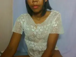 Cam4 Free Live Porn of Keniesexxy