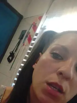 Cam4 Adult Video Chat of Camilitaa3