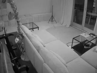 Camsoda Adult Webcam of voyeurcam-julmodels-living-4