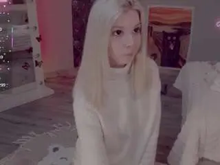 Camsoda Adult Webcam of careful-i-bite