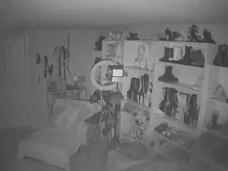 Camsoda Adult Webcams of voyeurcam-missoliviablack-03