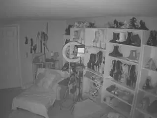 Camsoda Live Sex Cam of voyeurcam-missoliviablack-03