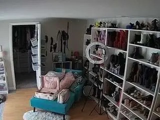 Camsoda Live Porn of voyeurcam-missoliviablack-03