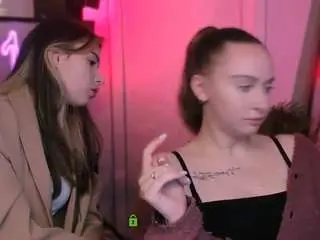 Camsoda Adult Video Chat of mila-glow