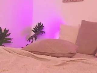 Camsoda Adult Webcam of mia-heart