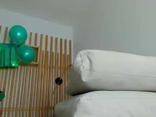 Camsoda Sex Cam of serena-foxx