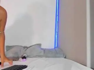 Camsoda Live Porn of roxy-stone1