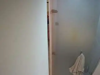 Camsoda Sex Chat of voyeurcam-casa-salsa-shower-1