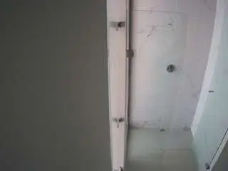 Camsoda Live Sex Cam of voyeurcam-casa-salsa-shower-1