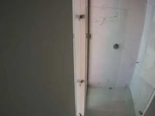 Camsoda Live Porn of voyeurcam-casa-salsa-shower-1