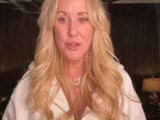 Camsoda Private Sex Chat of brandi-love