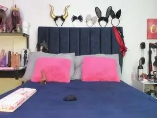 Camsoda Watch Live Sex Cams of emmily-giraldo