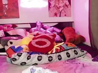 Camsoda Free Live Porn of karliekayozz