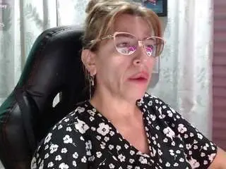 Camsoda Sex Cam of chayla-ruiz