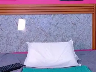 Camsoda Sex Chat of petitelittleebony