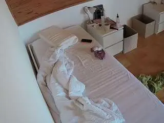 Camsoda Live Sex of voyeurcam-julmodels-greybed-1