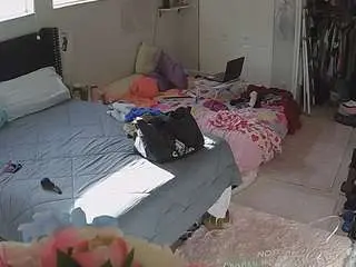 Camsoda Watch Live Sex Cams of voyeurcam-house-charleys-room