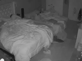 Camsoda Private Sex Chat of voyeurcam-house-charleys-room