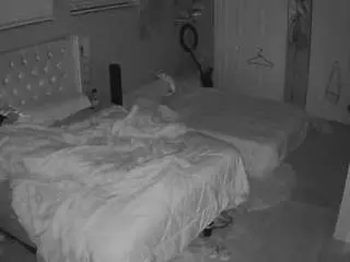 Camsoda Nude Webcam of voyeurcam-house-charleys-room