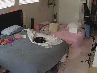 Camsoda Adult Video Chat of voyeurcam-house-charleys-room