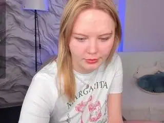 Camsoda Free Porn Cam of essie-fanning