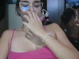 Camsoda Free Porn Cam of trianabell