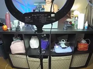 Camsoda Live Sex of voyeurcam-julmodels-whitebed-6